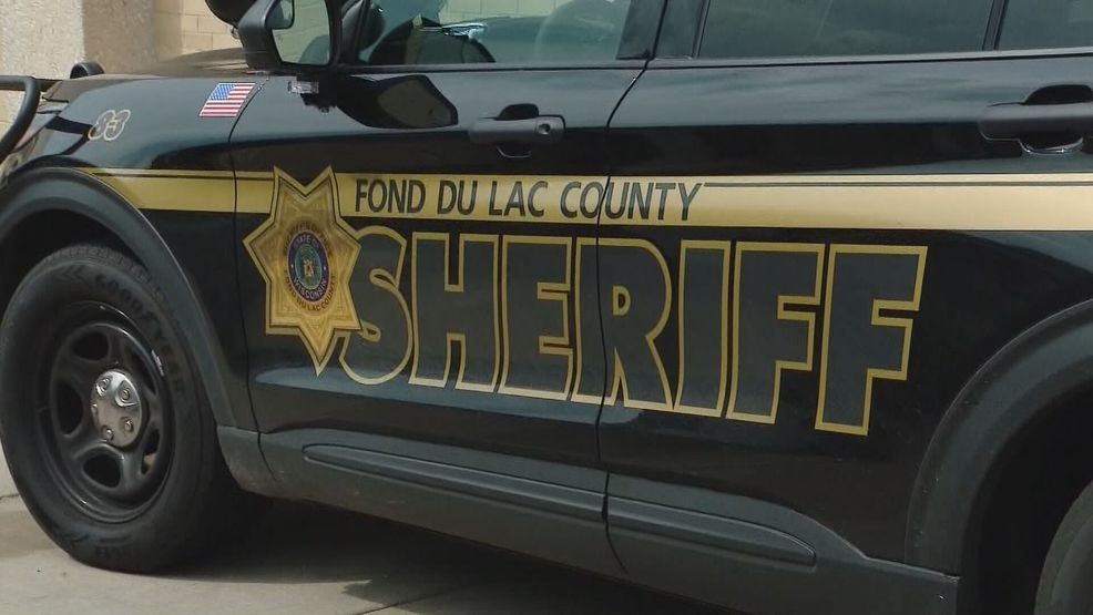 Chase reaches 110 mph, wanted driver escapes capture after 34 miles in Fond Du Lac County — Fox 11 Green Bay Local